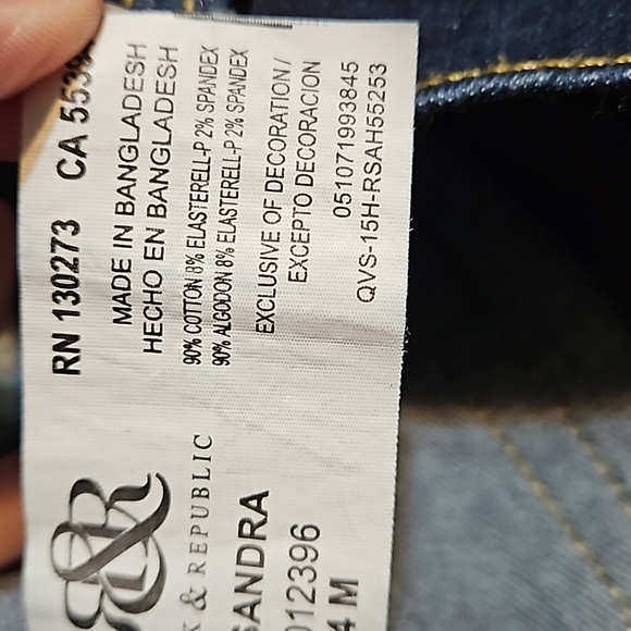 Rock & Republic Bootcut Jeans - Picture 12 of 12